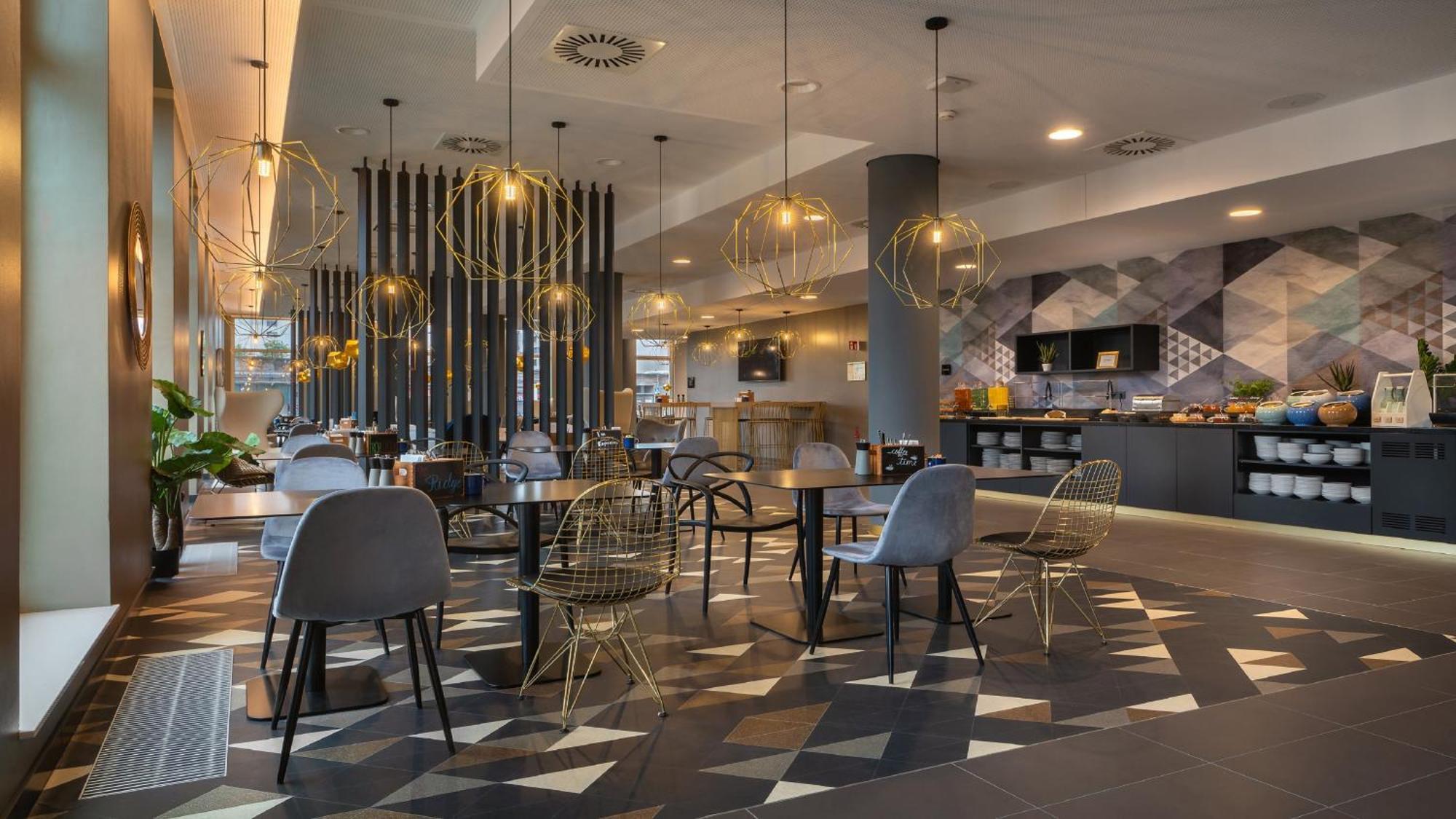 Holiday Inn - The Niu, Ridge Halle Central Station By Ihg Eksteriør bilde