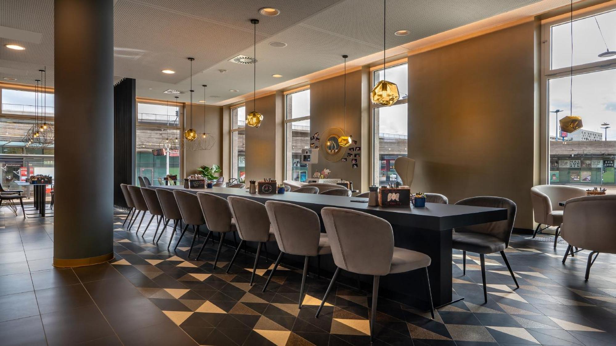 Holiday Inn - The Niu, Ridge Halle Central Station By Ihg Eksteriør bilde